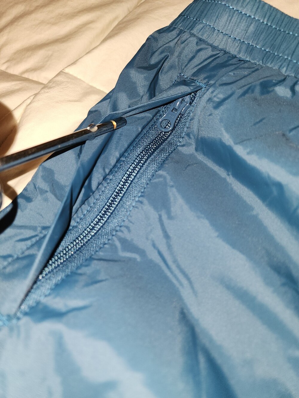 Womans Med Lightweight Waterproof Hiking Pants With Fold Up Pouch 33,000ft - Picture 4 of 6